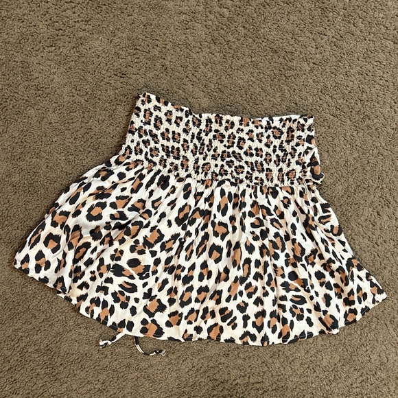 Aerie Leopard Print Mini Skirt Silky Feel Smocked Waist Tie Front Women’s Size S - Picture 6 of 6